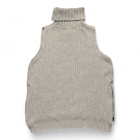 J.O.A. Los Angeles Ribbed Knit Turtleneck Sweater Vest - Size Medium - Picture 4 of 8